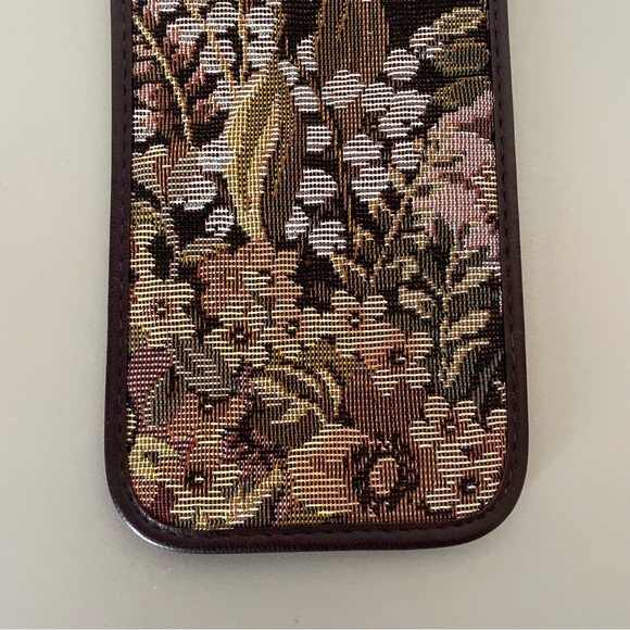 Like new Giorgio Fedon fabric glasses case - Picture 6 of 10